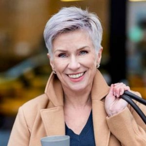 Petra Volz Short Hairstyles - Likeeed
