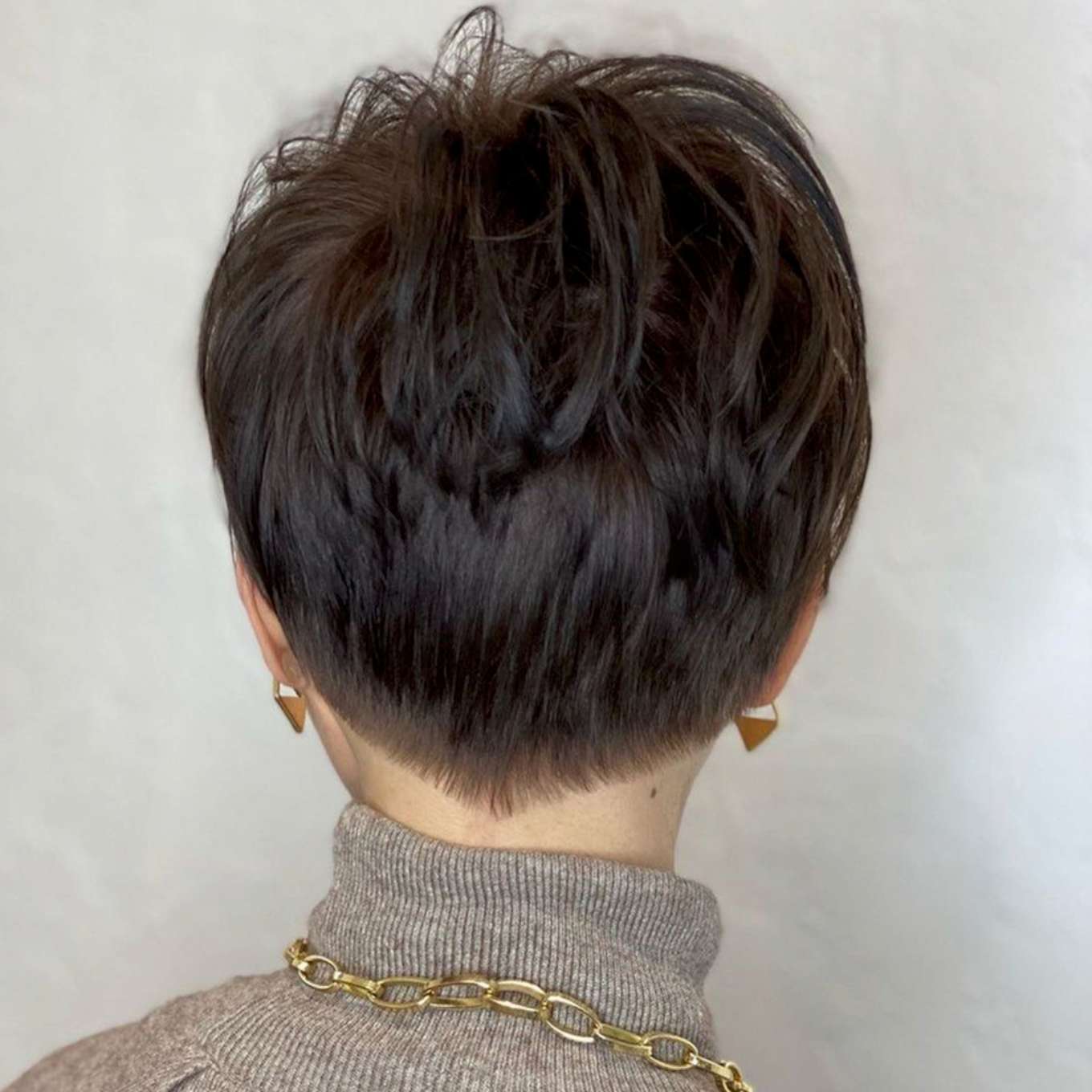 Audrey Nguyen Short Hairstyles – 4