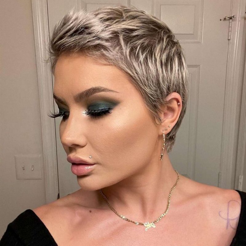 Chelsea McCullough Short Hairstyles – 4
