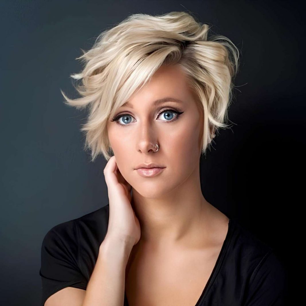 Soft Waves and Platinum Blonde: A Romantic Short Cut