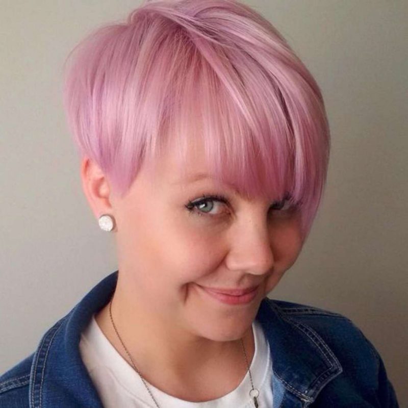 Soft and Feminine: The Layered Pink Pixie