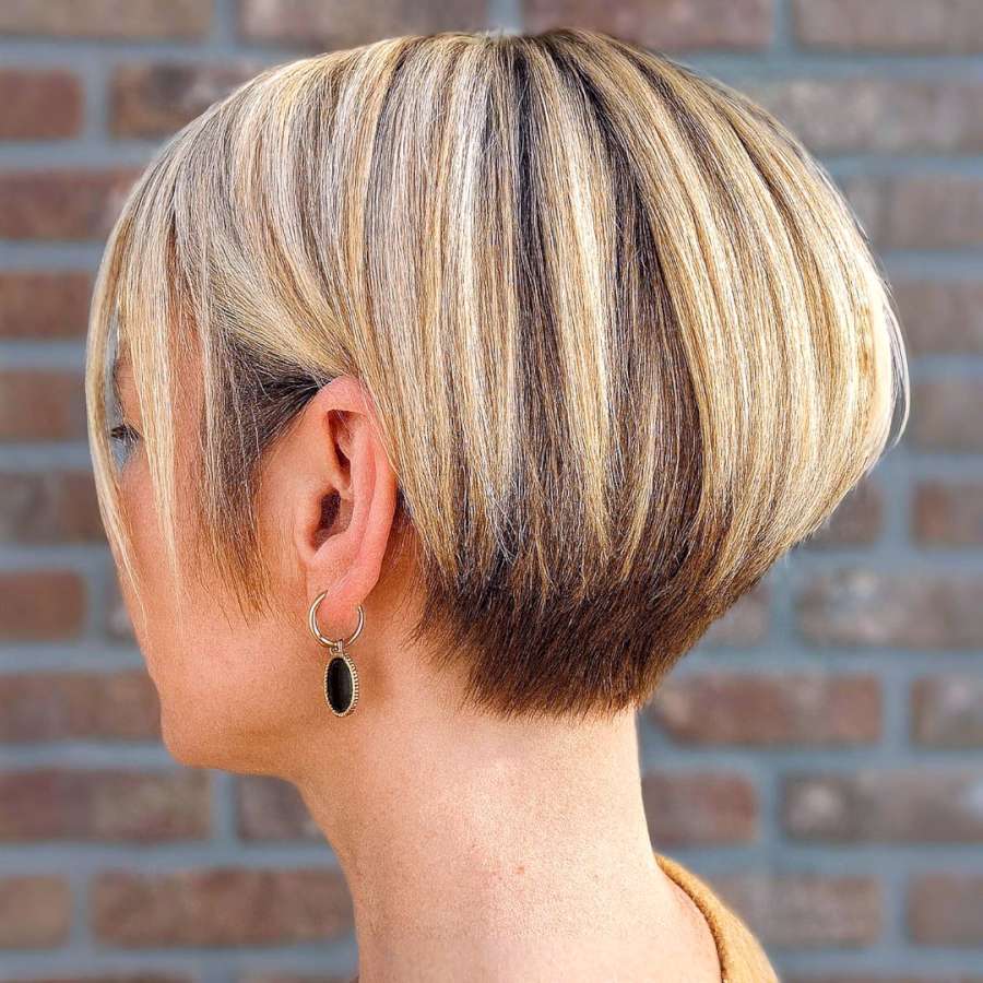 Stacked Blonde Bob with Dimensional Highlights
