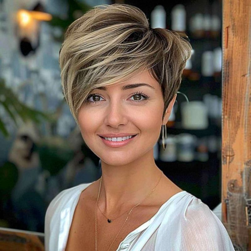 The Beauty of Short Haircuts A Modern Approach - 3