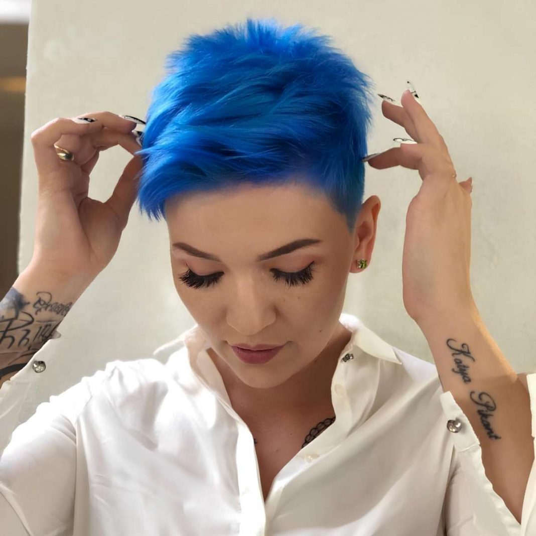 Edgy Pixie with Layered Blue Texture